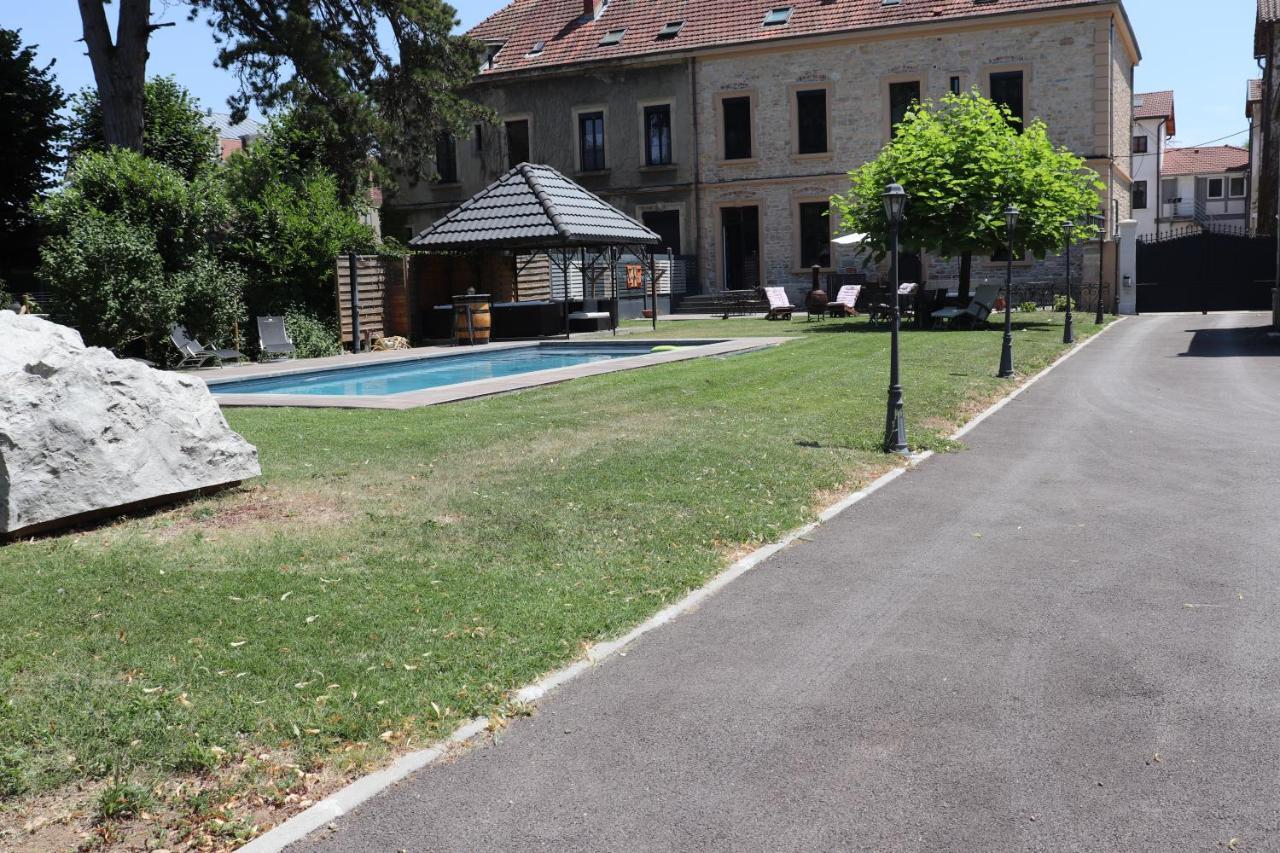Les Tourelles Hotel ภายนอก รูปภาพ